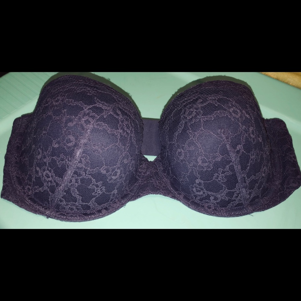 NWOT Victoria’s Secret 38C Strapless Bra